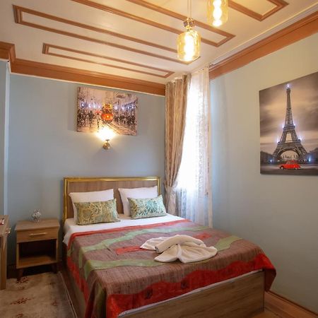 April Story Apart Hotel Истанбул Екстериор снимка