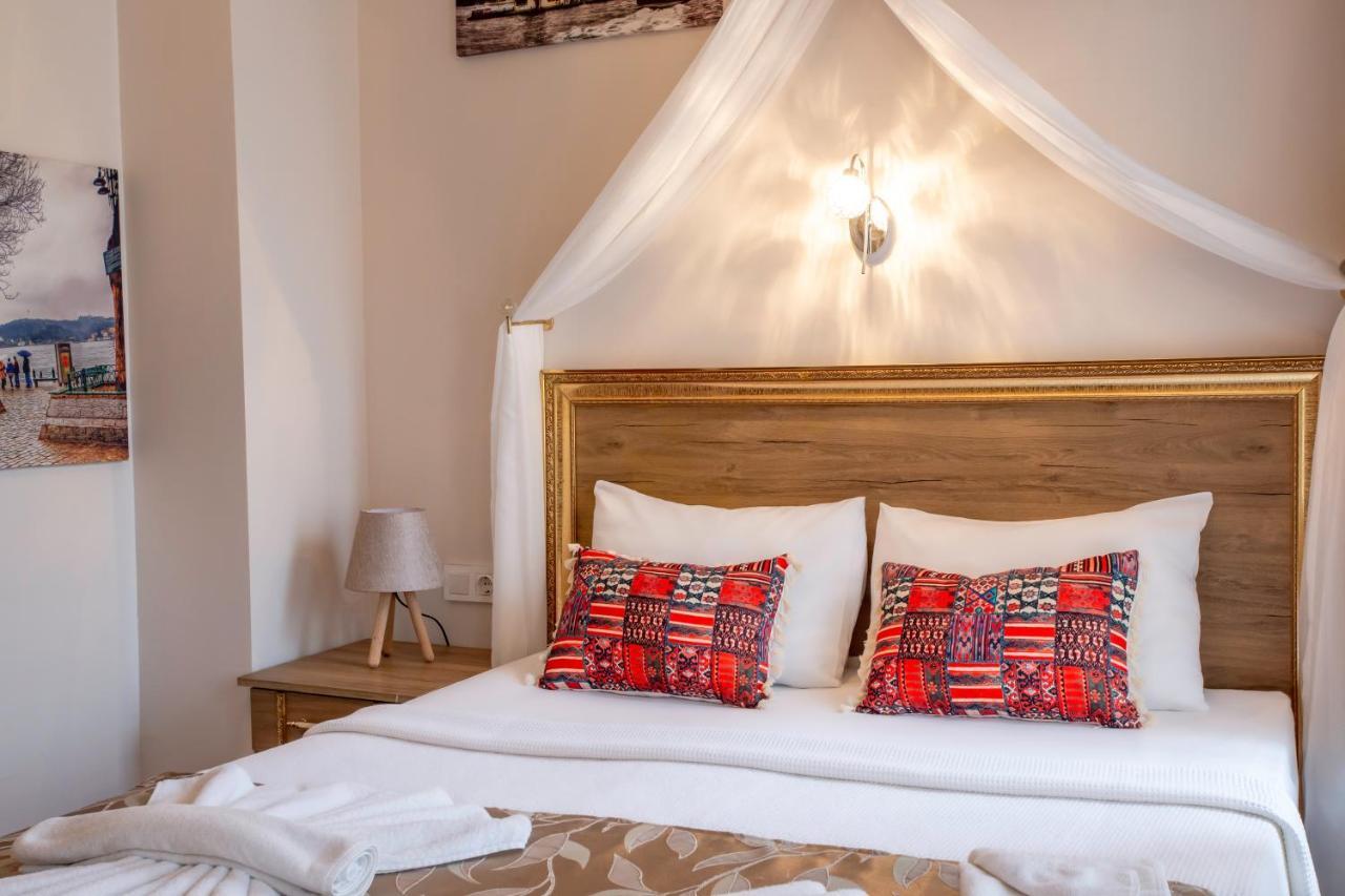 April Story Apart Hotel Истанбул Екстериор снимка
