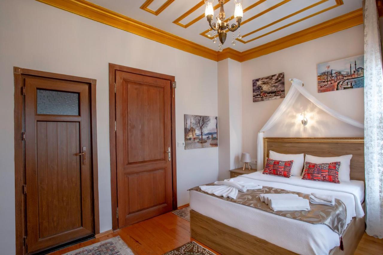 April Story Apart Hotel Истанбул Екстериор снимка
